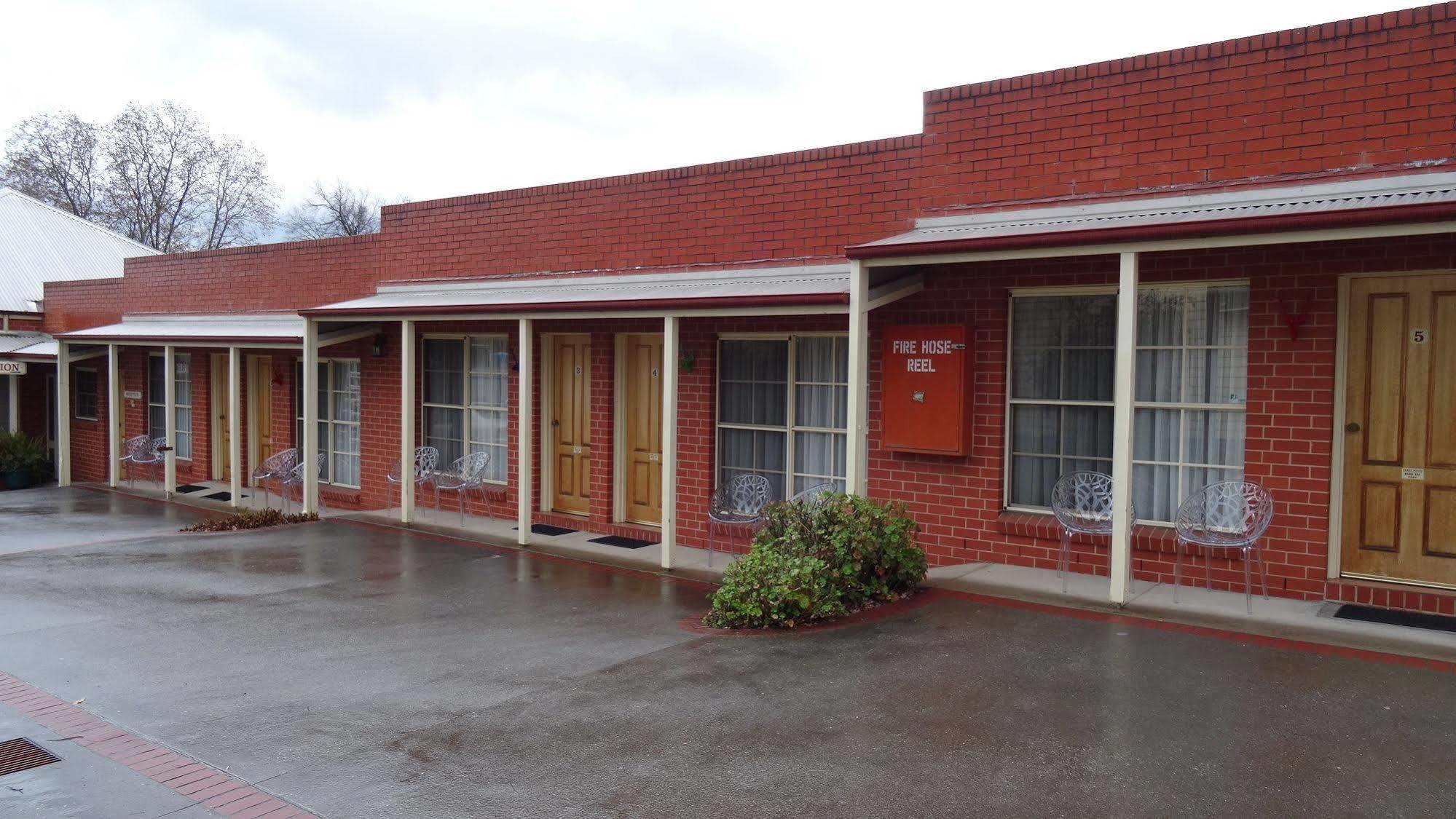 Yackandandah Central Exterior photo